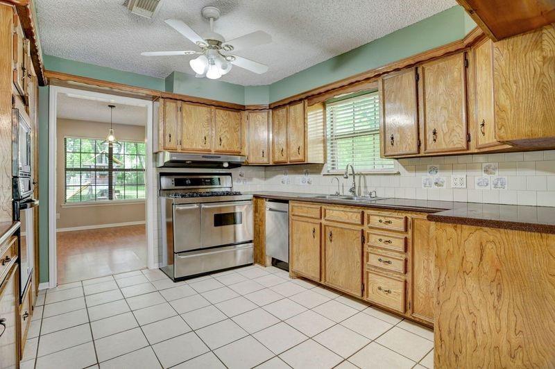 4249 County Road 571, West Columbia, Texas image 12