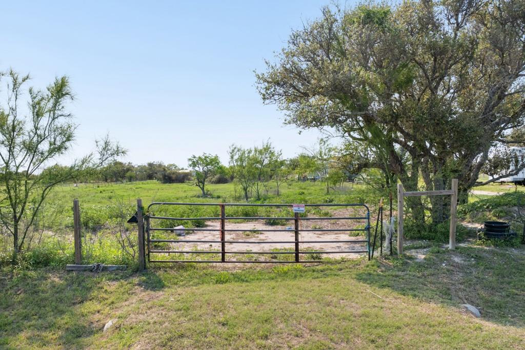 123 Janacek Dr, Rockport, Texas image 1