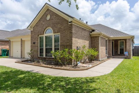 513 Reddingwood Lane La Marque TX 77568