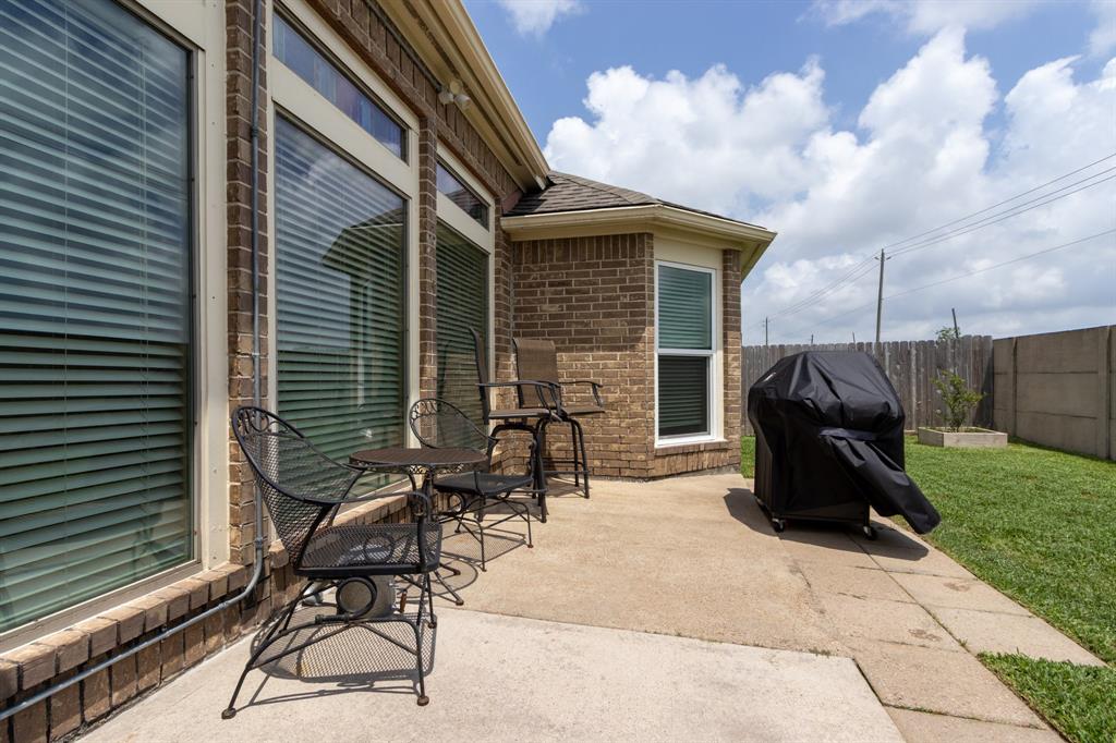 513 Reddingwood Lane, La Marque, Texas image 39
