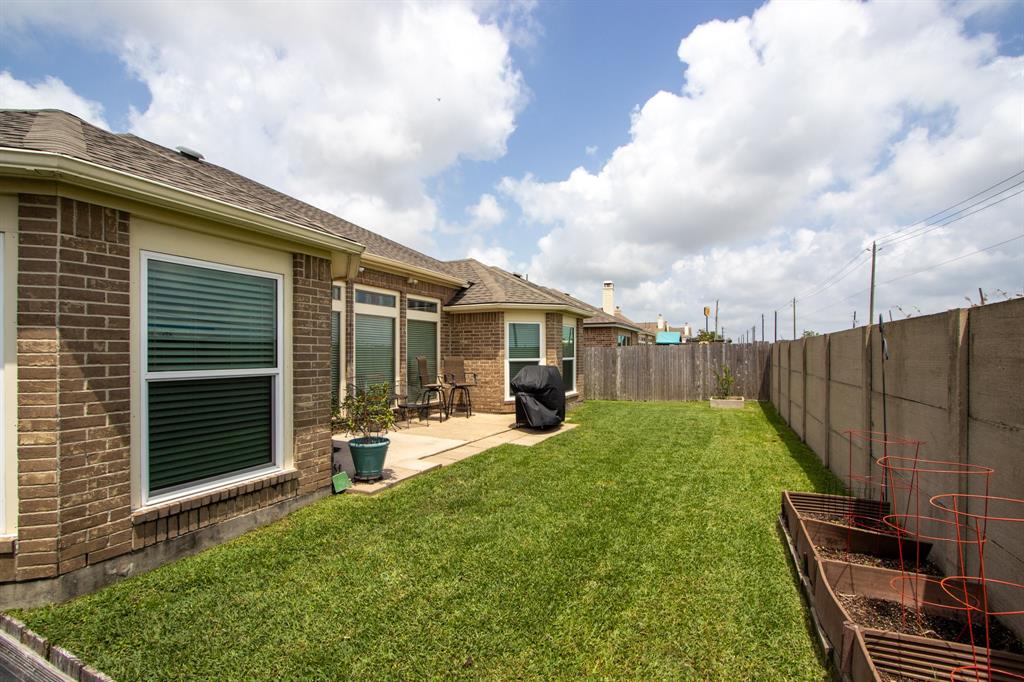 513 Reddingwood Lane, La Marque, Texas image 37