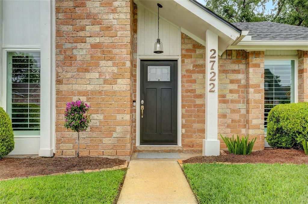 2722 Field Line Drive, Sugar Land, Texas image 2
