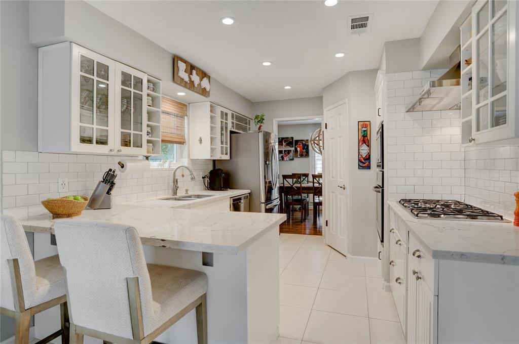 2722 Field Line Drive, Sugar Land, Texas image 11