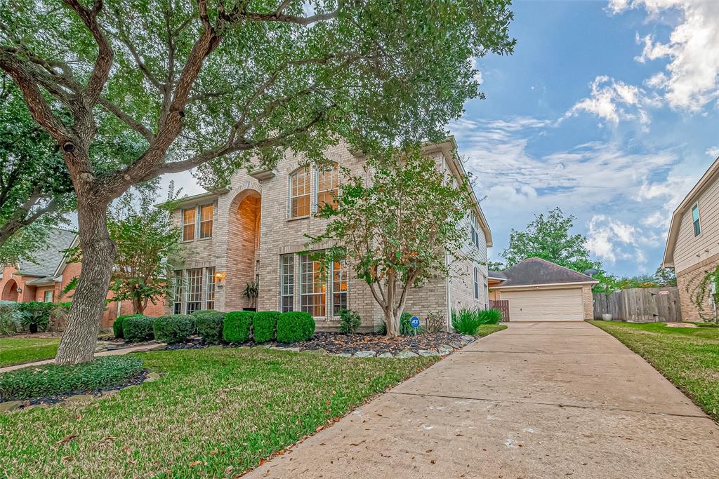 12123 Maple Leaf Lane, Stafford, Texas image 3