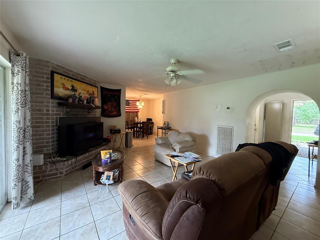 2115 Musket Groves Street, Houston, Texas image 14