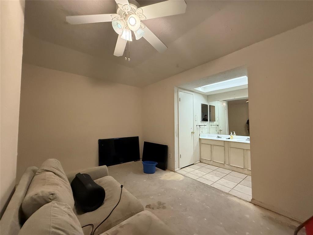 2115 Musket Groves Street, Houston, Texas image 23