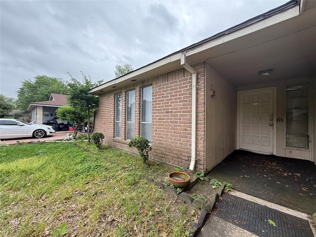 2115 Musket Groves Street, Houston, Texas image 2