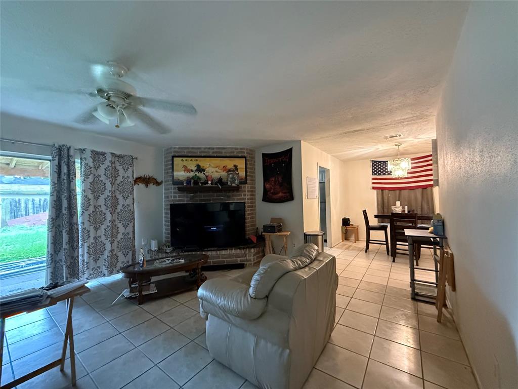 2115 Musket Groves Street, Houston, Texas image 4