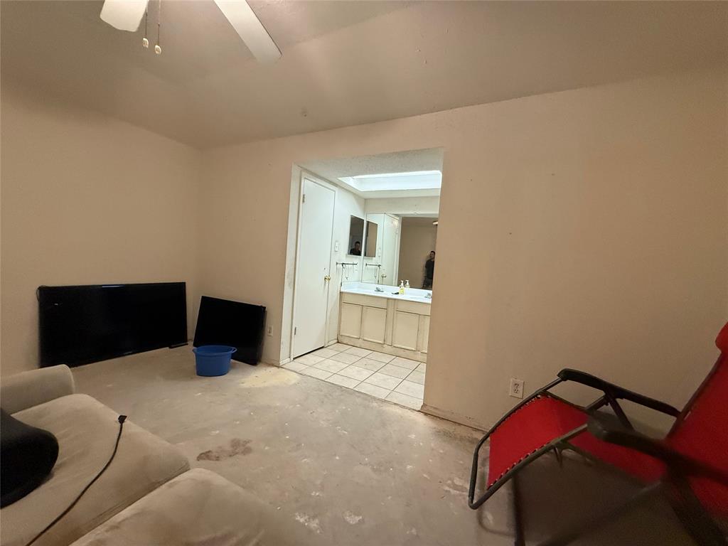 2115 Musket Groves Street, Houston, Texas image 12