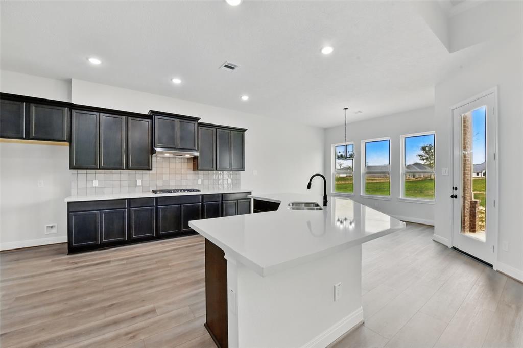 5811 Camp Creek Drive Rd, Baytown, Texas image 7