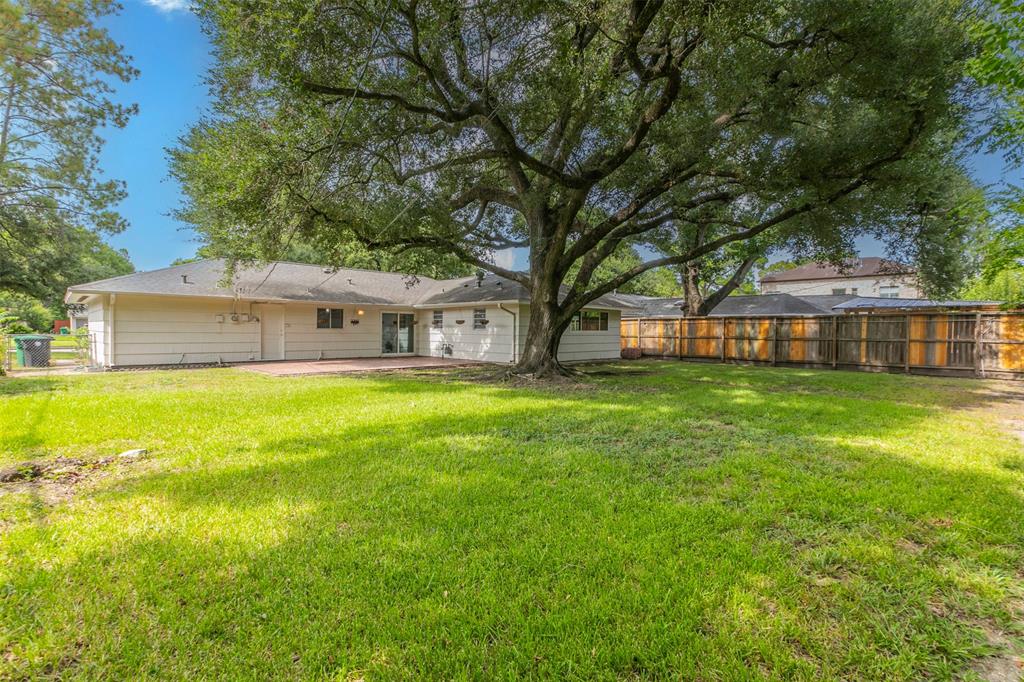 5215 Beechnut Street, Houston, Texas image 25