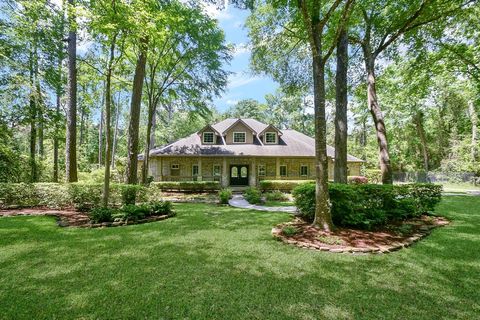 37607 Millers Pass Pinehurst TX 77362