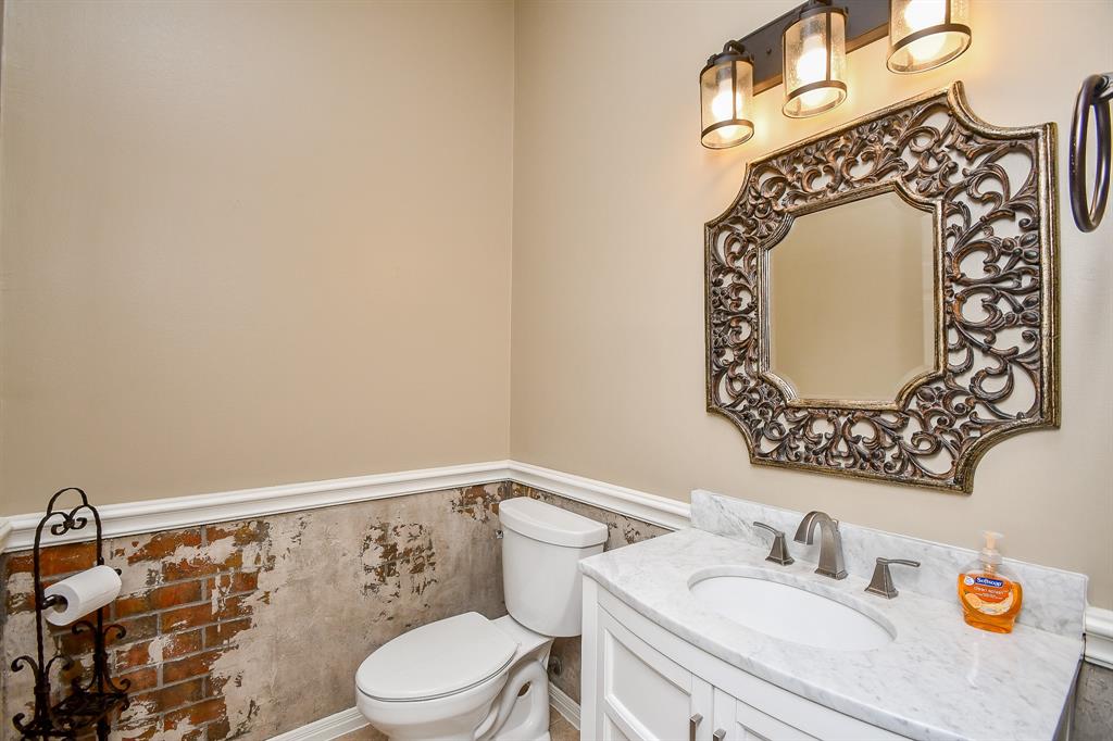 37607 Millers Pass, Pinehurst, Texas image 41