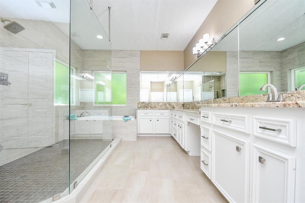 37607 Millers Pass, Pinehurst, Texas image 35