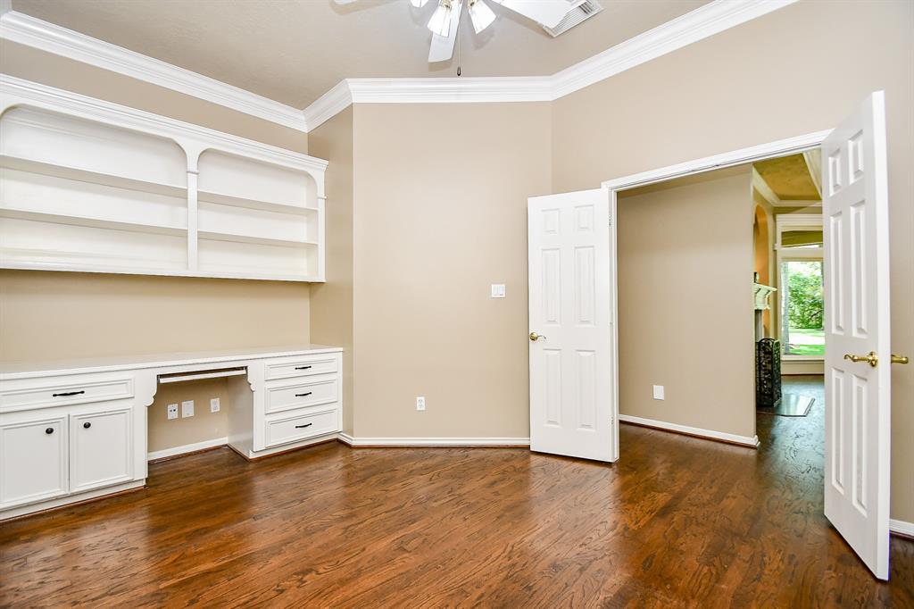 37607 Millers Pass, Pinehurst, Texas image 32