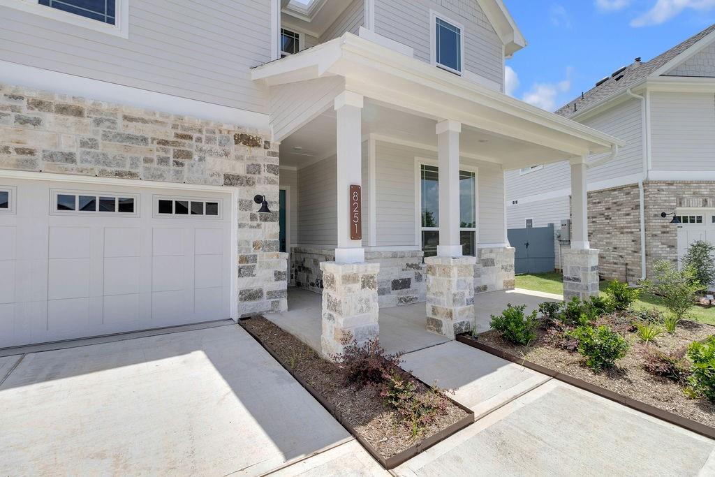 8251 Red Shiner Way