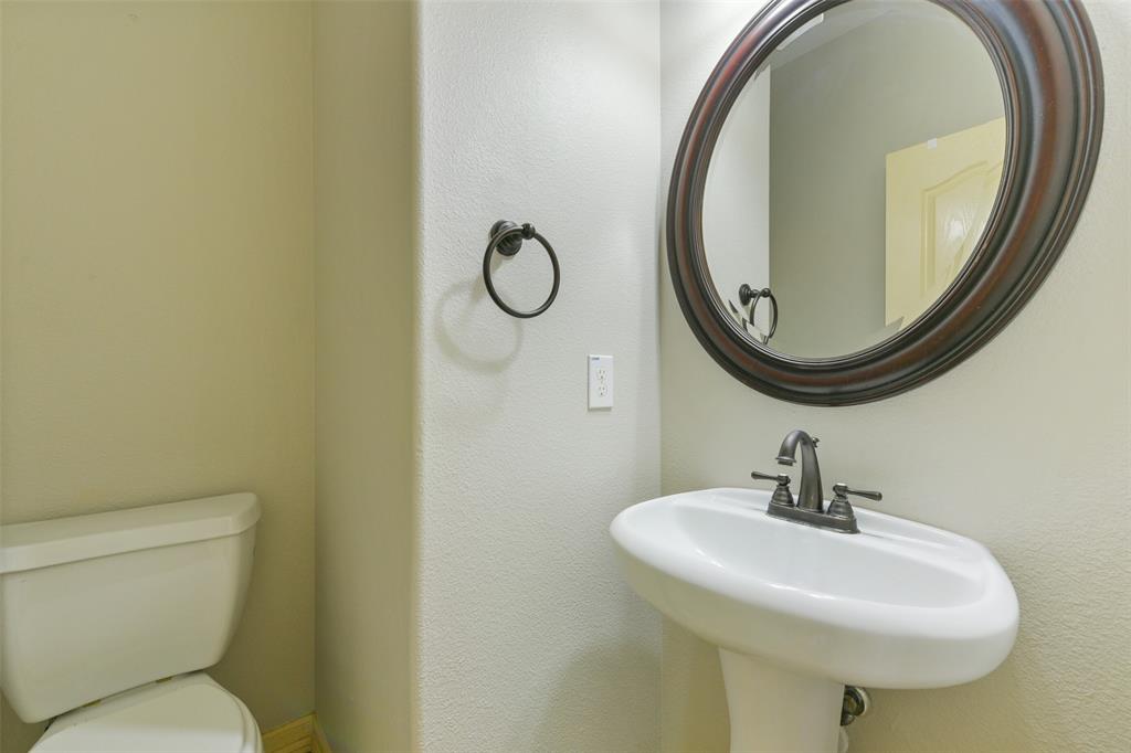 3520 Cortona Lane, Friendswood, Texas image 21