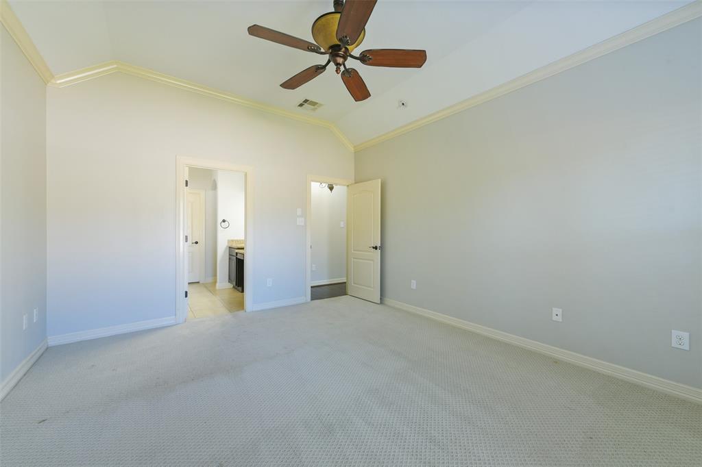3520 Cortona Lane, Friendswood, Texas image 17