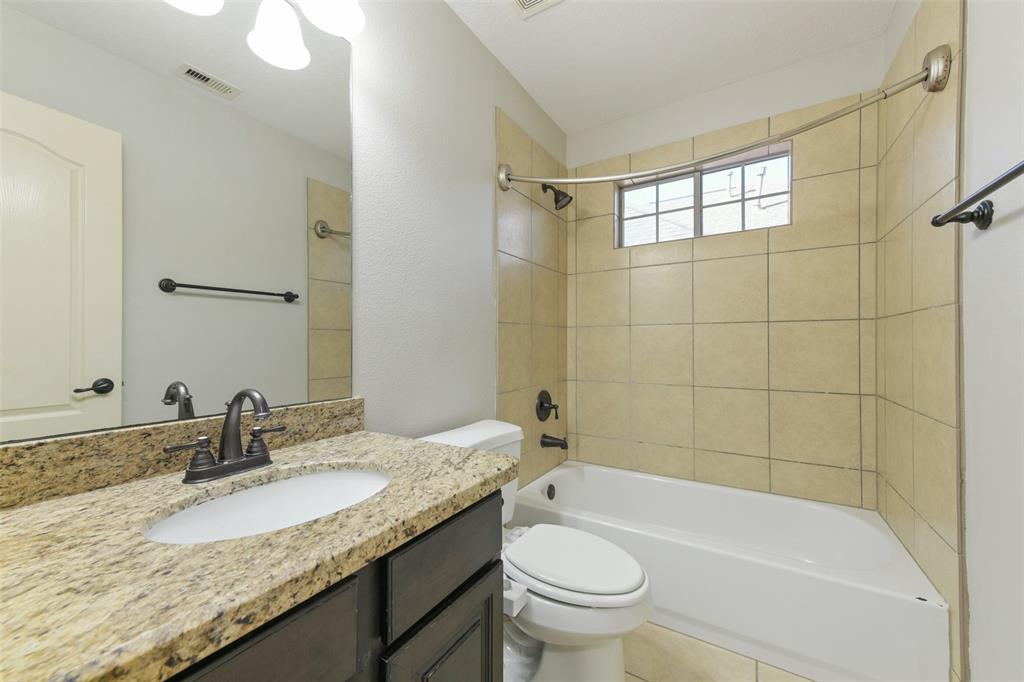 3520 Cortona Lane, Friendswood, Texas image 26
