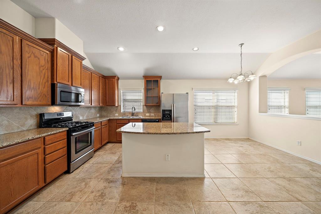7234 Rambling Tree Lane, Richmond, Texas image 11