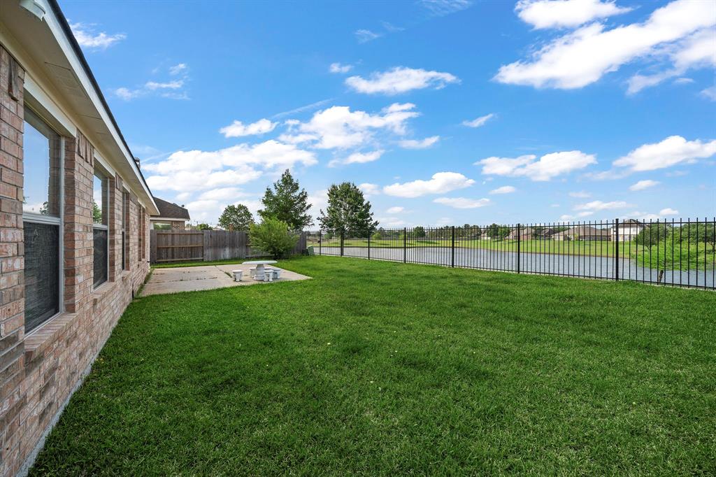 7234 Rambling Tree Lane, Richmond, Texas image 32