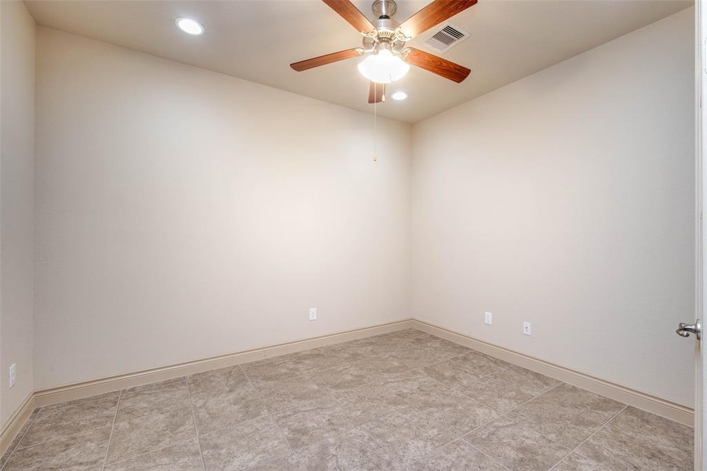 24111 Valencia Ridge Lane, Katy, Texas image 10
