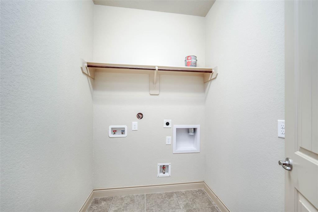 24111 Valencia Ridge Lane, Katy, Texas image 13