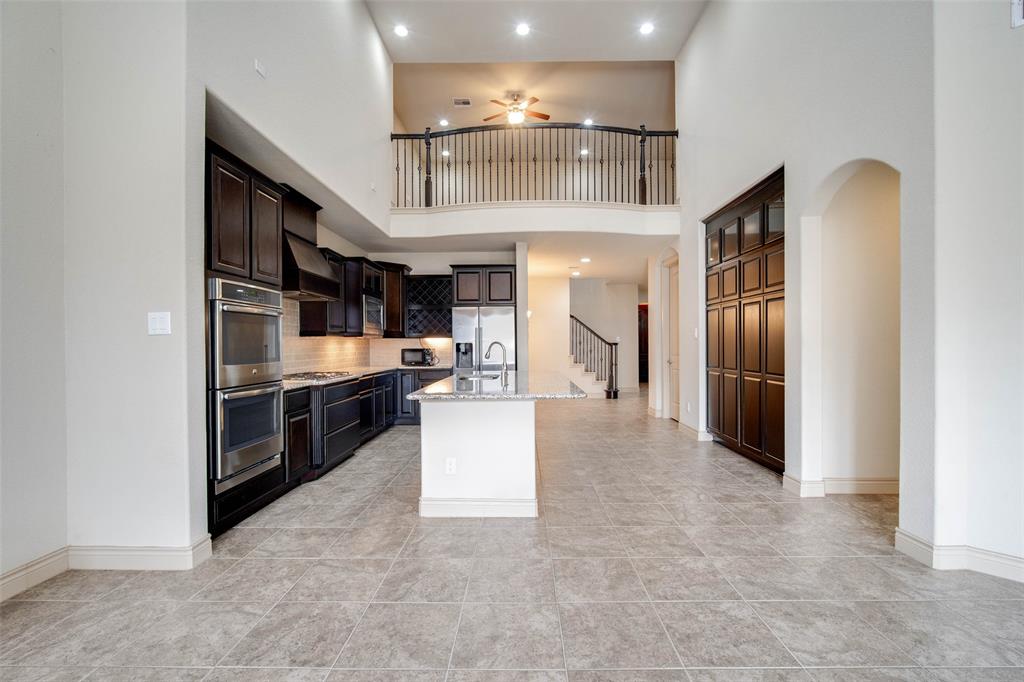 24111 Valencia Ridge Lane, Katy, Texas image 17