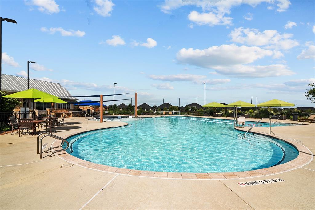 5718 Pedernales Bend Lane, Fulshear, Texas image 44