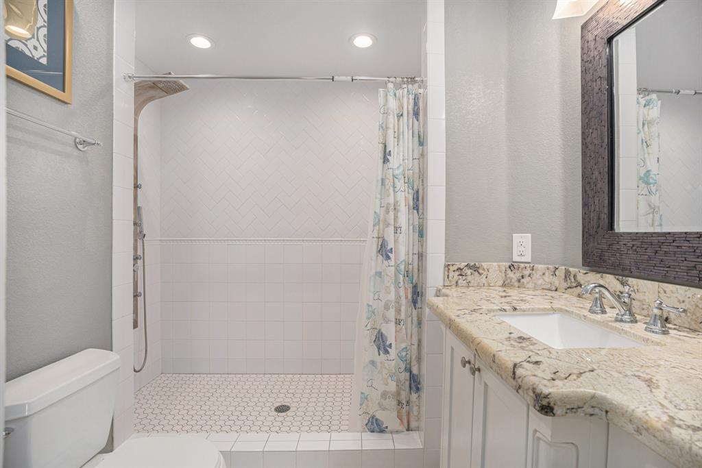 9520 Seawall Boulevard #339/337, Galveston, Texas image 17