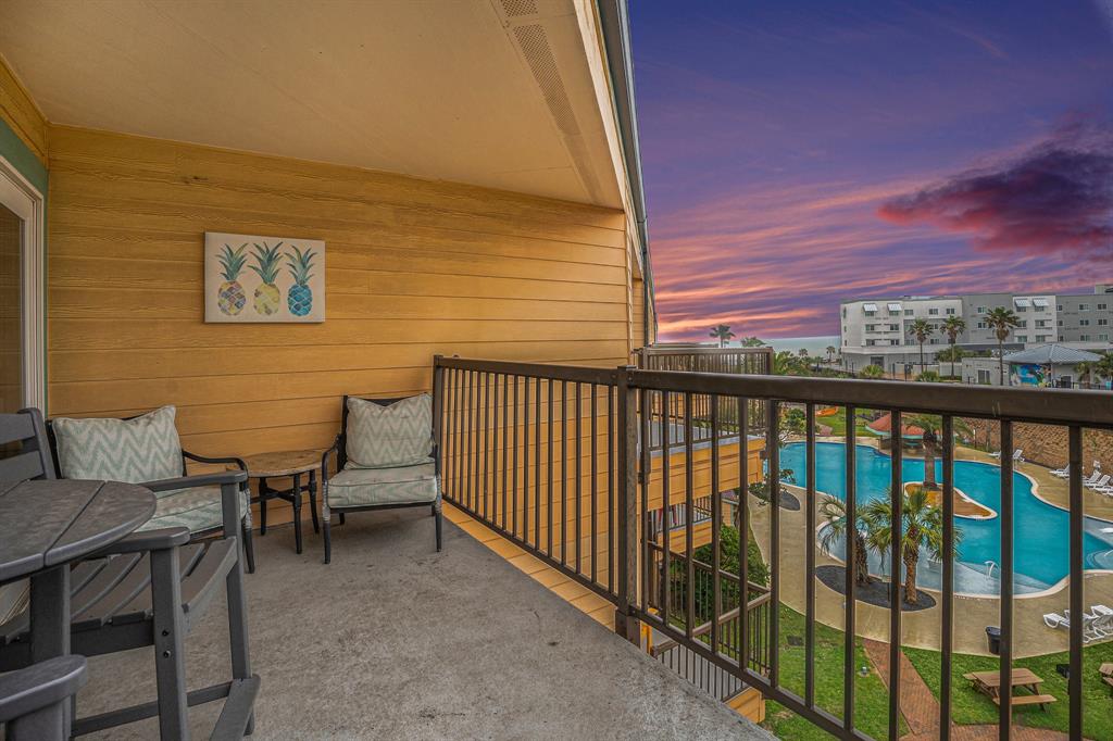 9520 Seawall Boulevard #339/337, Galveston, Texas image 7