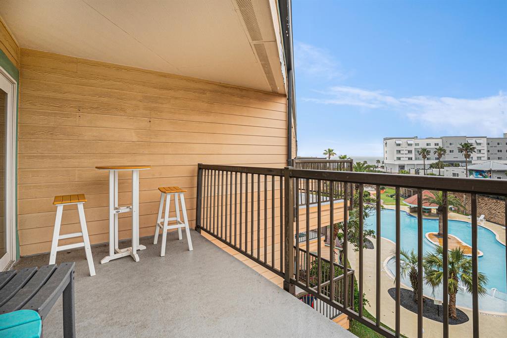 9520 Seawall Boulevard #339/337, Galveston, Texas image 15