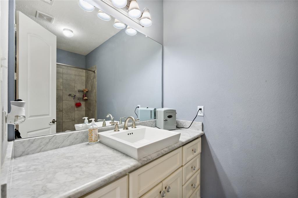 5219 Camp Creek Road, Baytown, Texas image 24