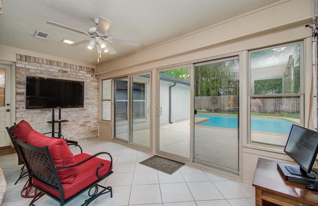 16615 Sir William Drive, Spring, Texas image 18