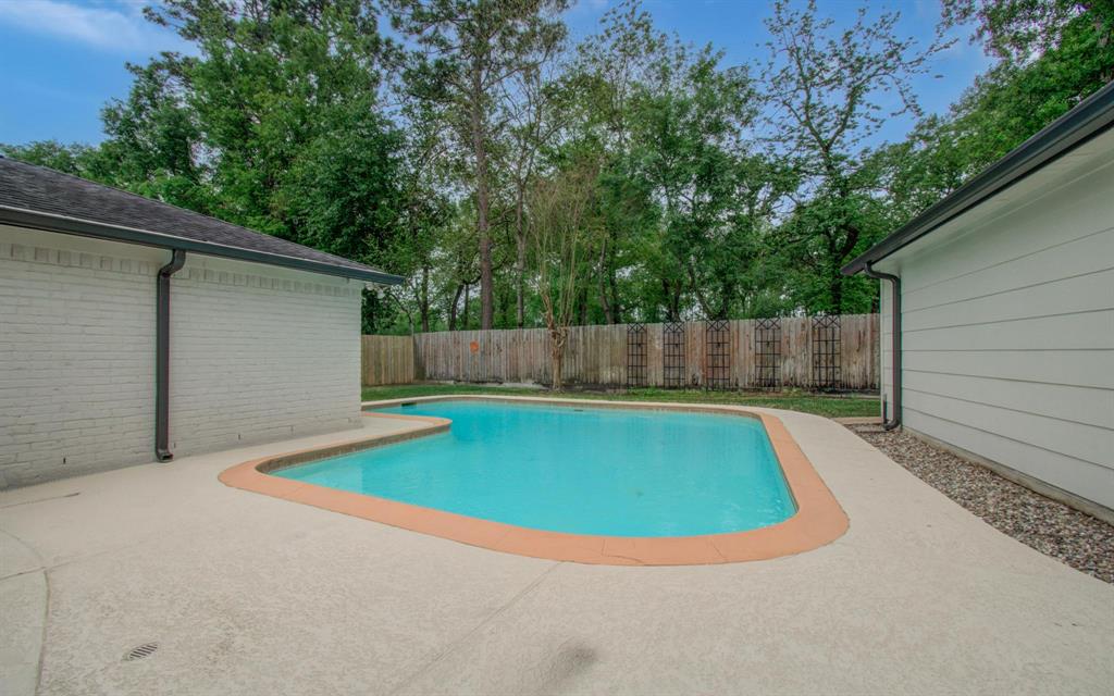 16615 Sir William Drive, Spring, Texas image 38