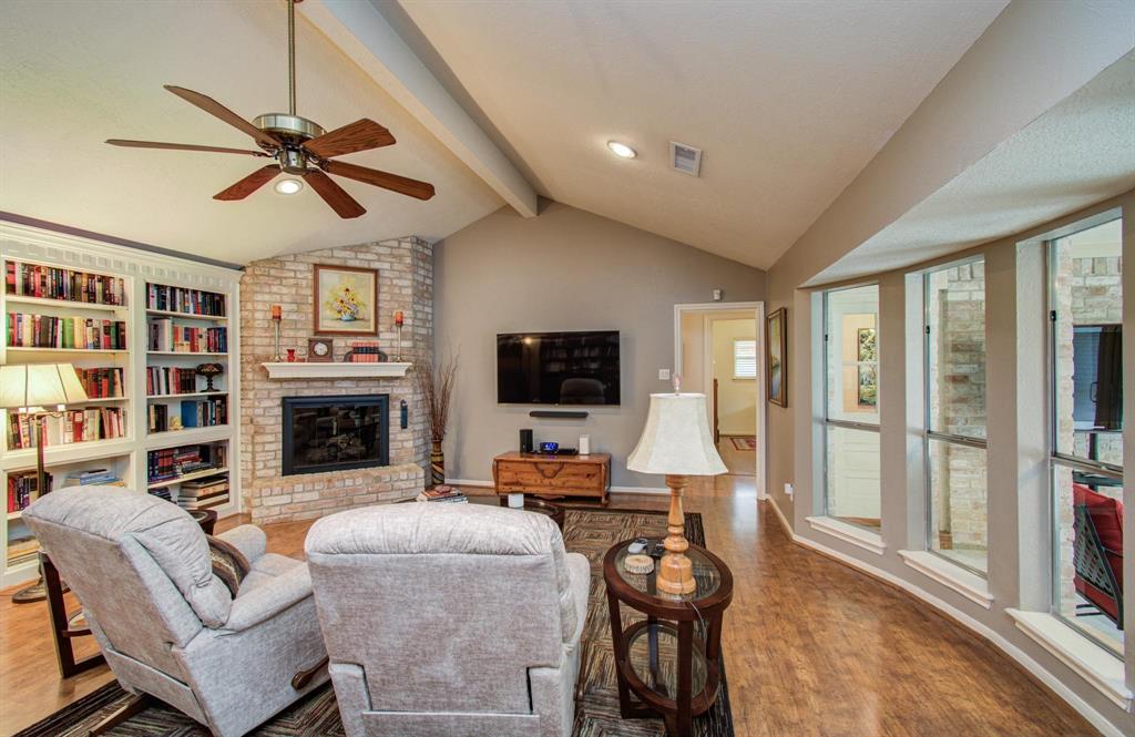 16615 Sir William Drive, Spring, Texas image 11