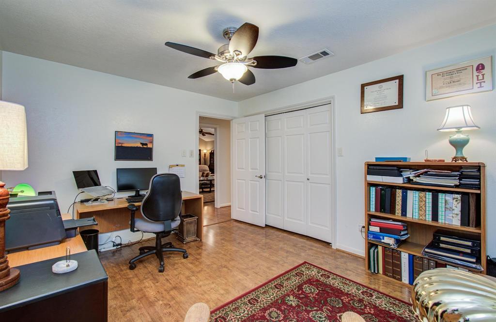 16615 Sir William Drive, Spring, Texas image 33