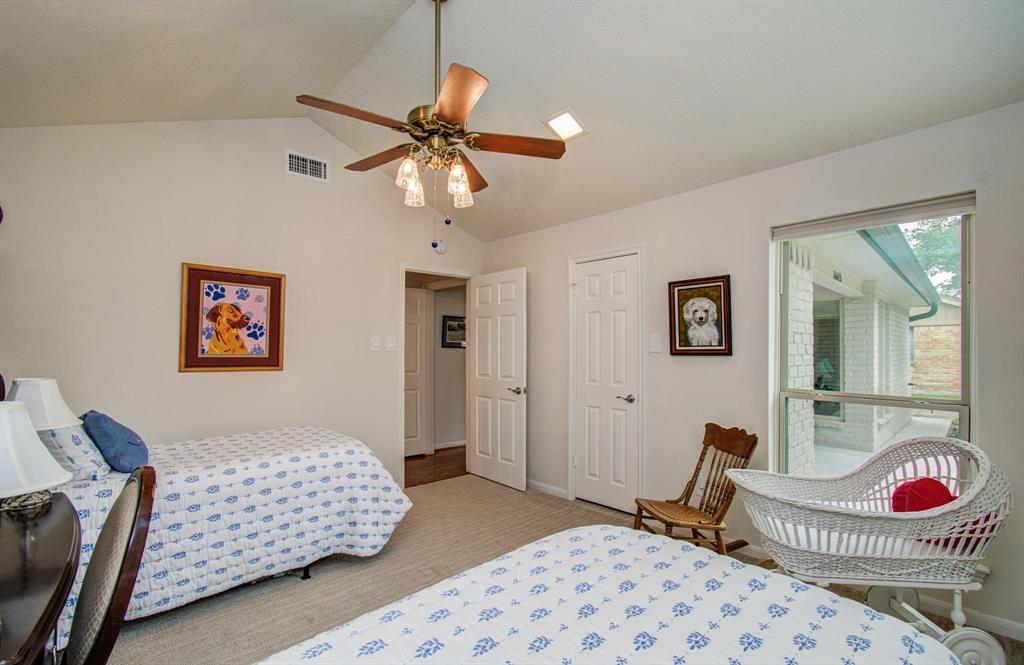 16615 Sir William Drive, Spring, Texas image 31