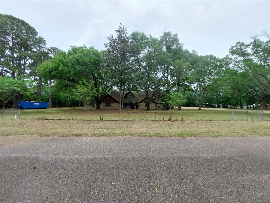 206 Garden, Conroe, Texas image 1
