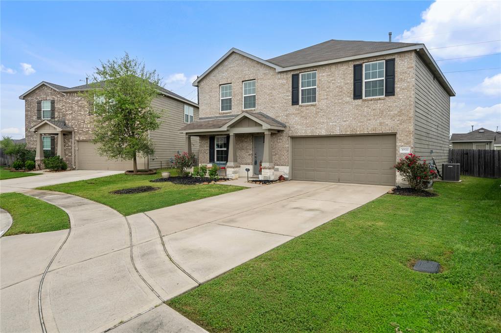 5722 Basin Ranch Road, Katy, Texas image 2