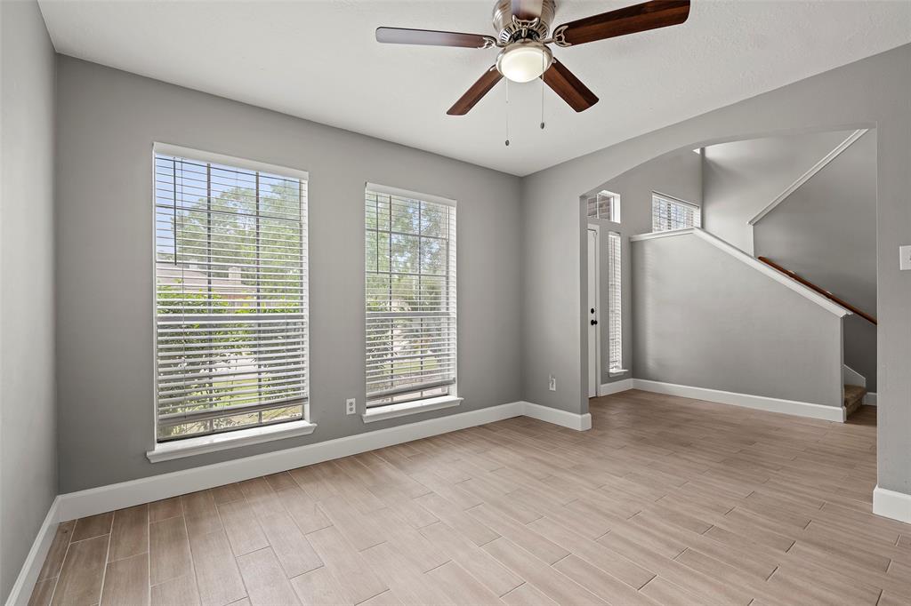3918 Timber Rail Drive, Humble, Texas image 7