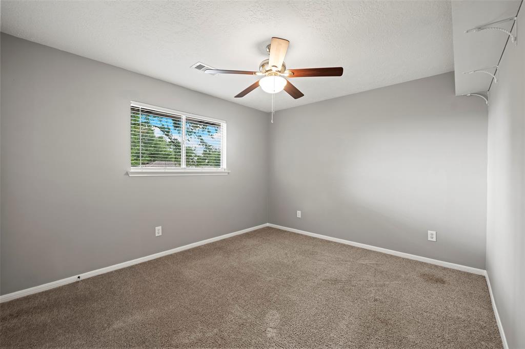 3918 Timber Rail Drive, Humble, Texas image 30