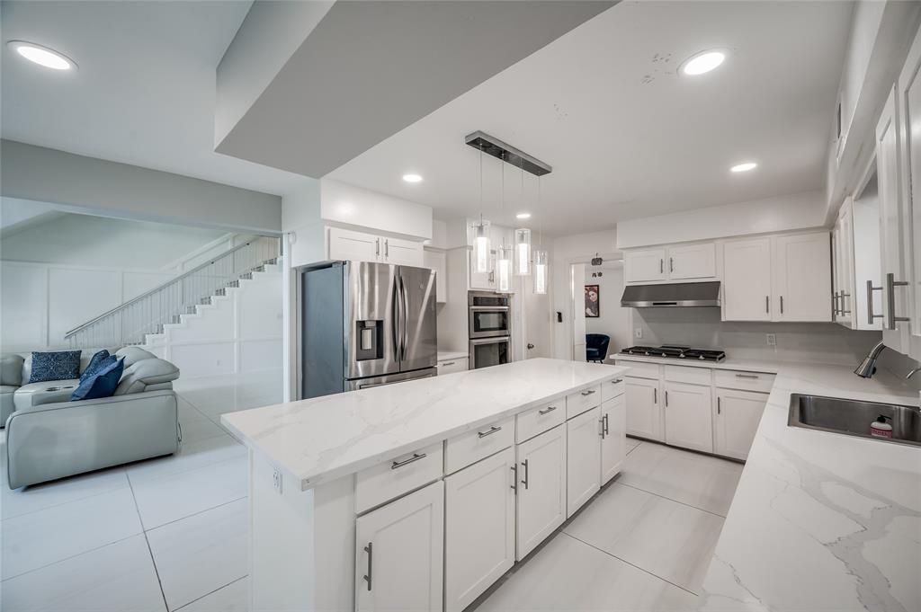 611 Montclair Boulevard, Sugar Land, Texas image 25