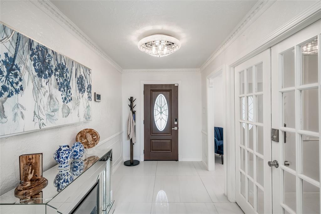 611 Montclair Boulevard, Sugar Land, Texas image 10