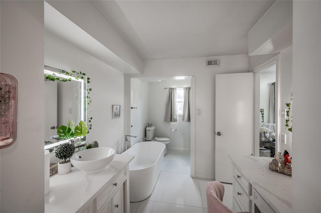 611 Montclair Boulevard, Sugar Land, Texas image 40