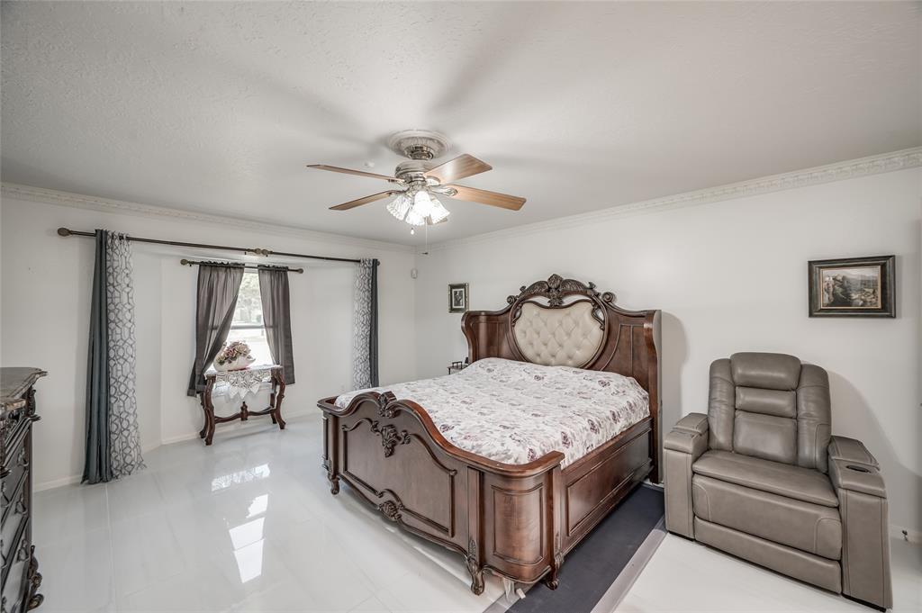 611 Montclair Boulevard, Sugar Land, Texas image 27