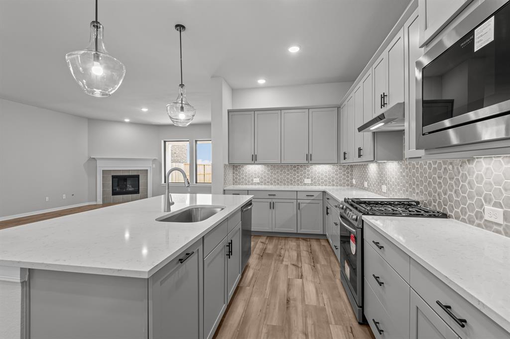 12018 Rice View Drive, Mont Belvieu, Texas image 18