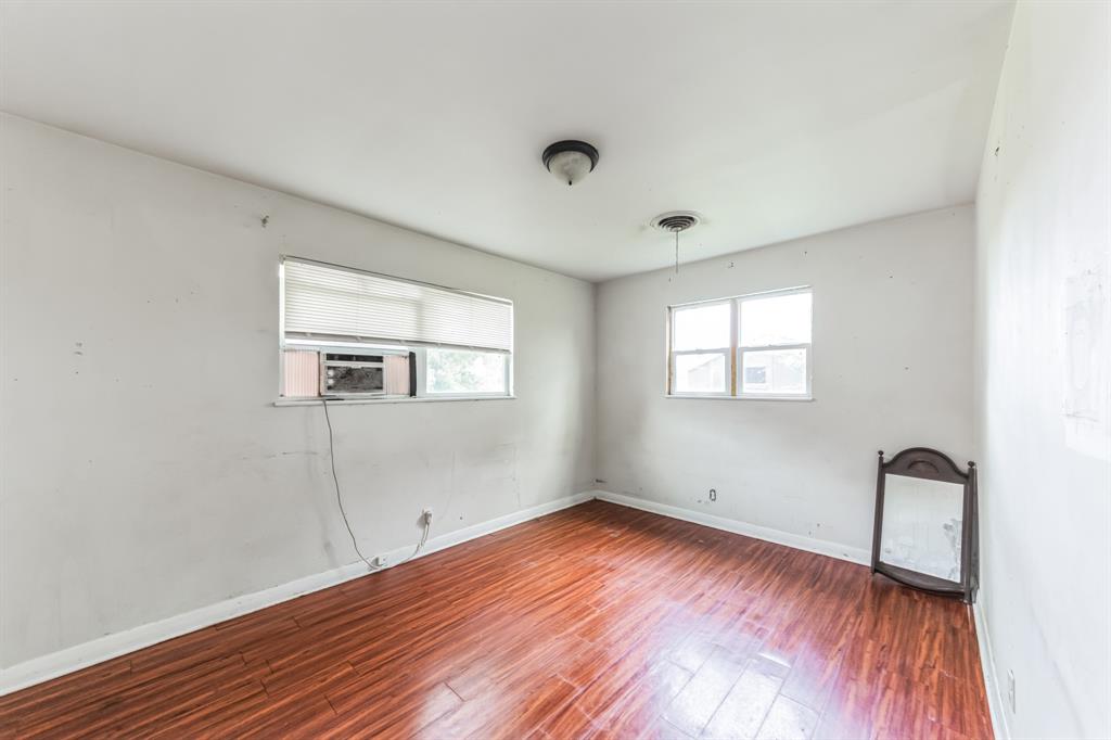 3627 Bowling Lane, Orange, Texas image 10