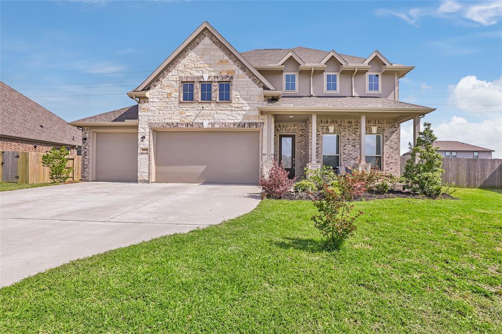 14910 Lake Shore Avenue, Mont Belvieu, Texas image 1
