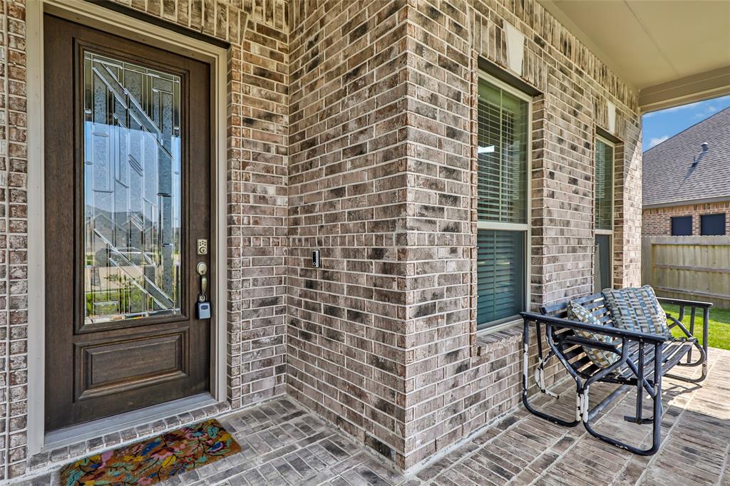 14910 Lake Shore Avenue, Mont Belvieu, Texas image 4